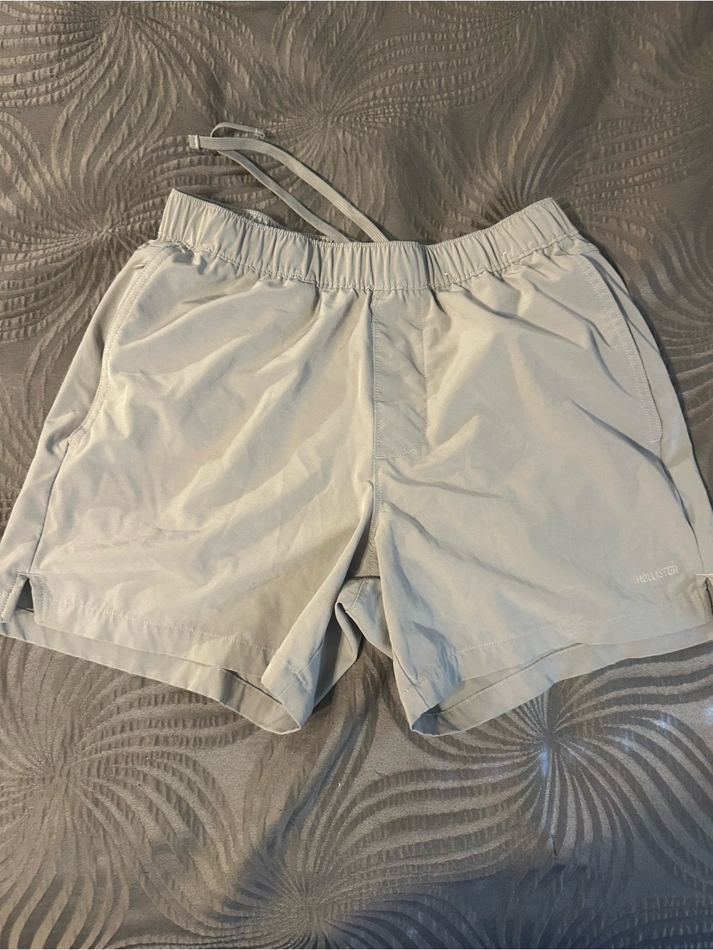 Hollister Menβs Light Gray Athletic Drawstring Shorts